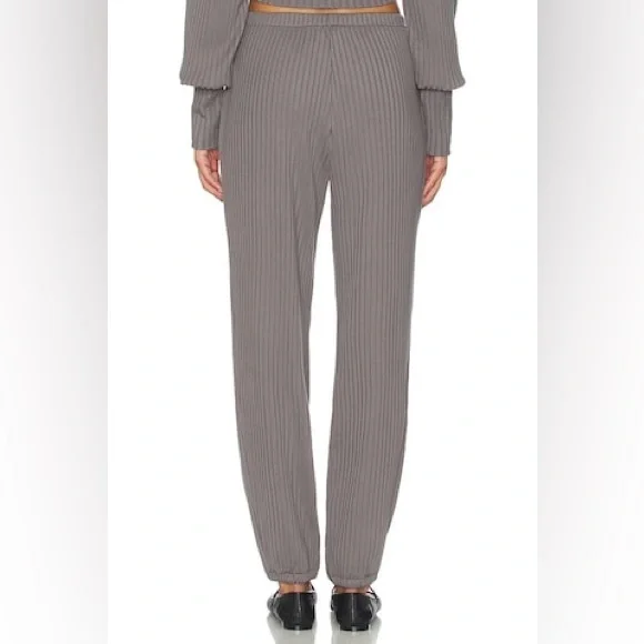 NWT Lovers and Friends Olivia Pant in Smoke, Size Medium - Picture 4 of 13